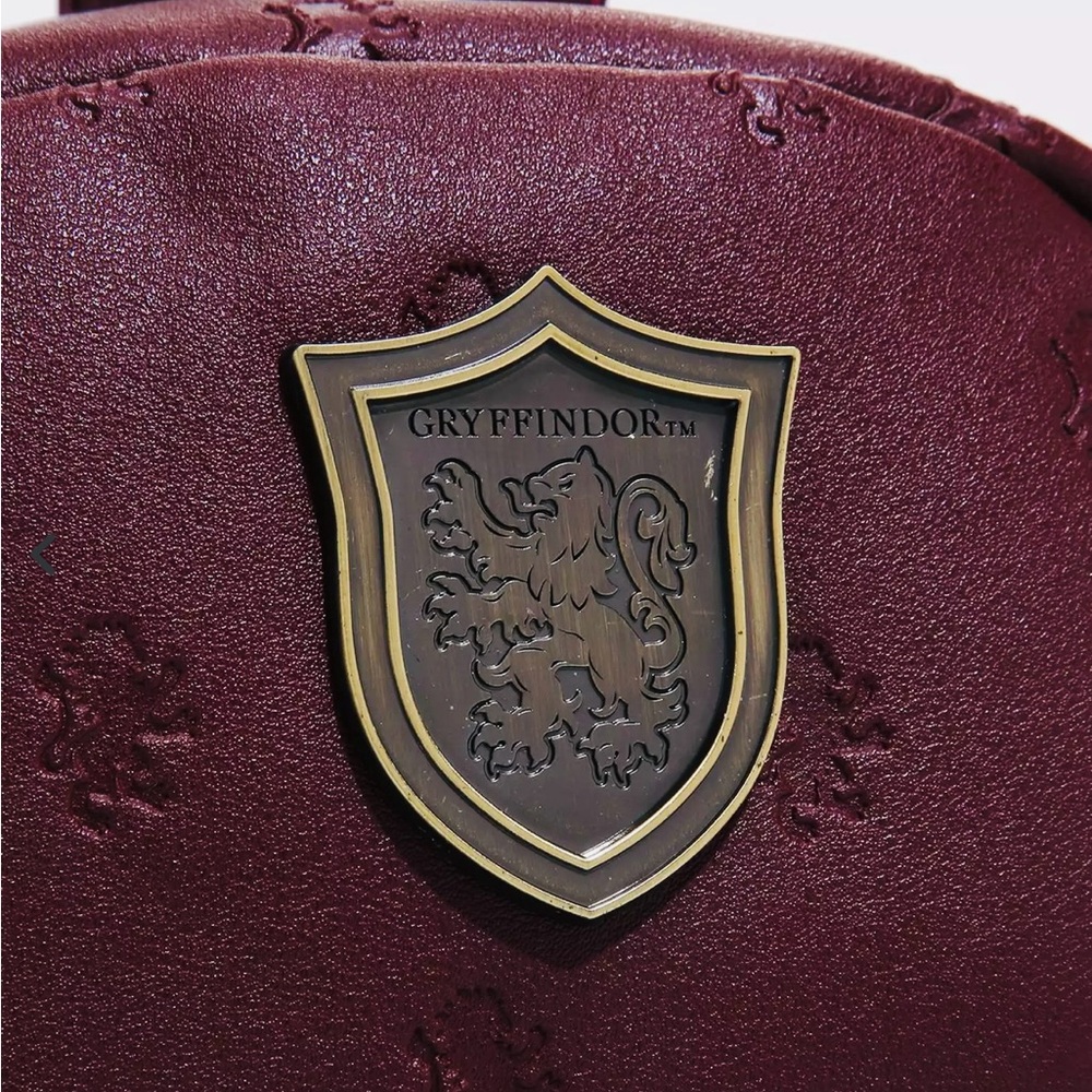 Harry Potter Embossed Gryffindor Maroon Backpack with Embossed Crest - Picture 8 of 11